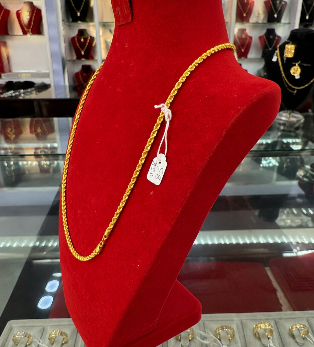 22karat chain 8.5g