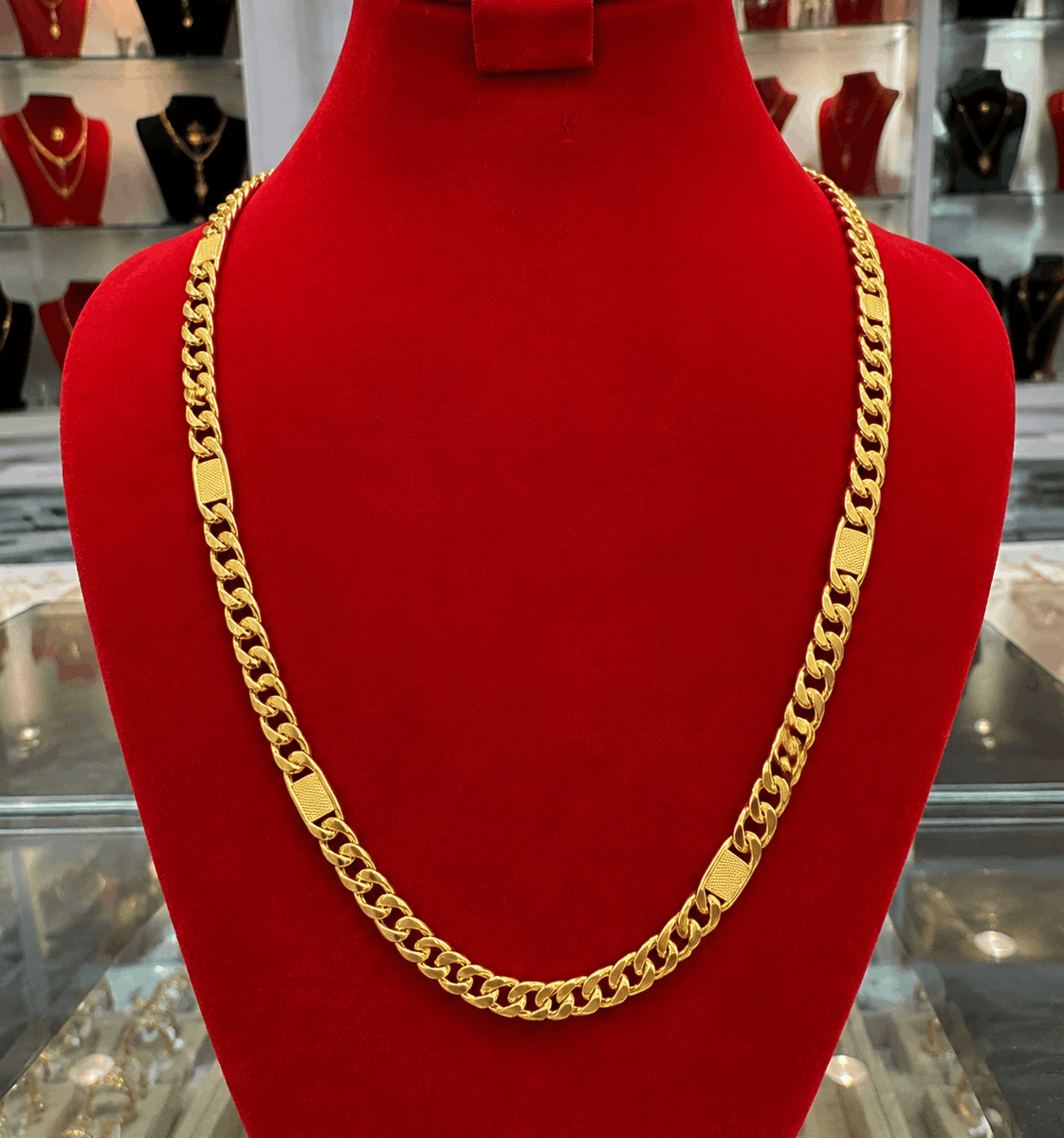 22K Gold Figaro Curb Chain Necklace – 34.5g
