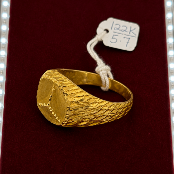 22K Gold Textured Signet Ring – 5.7g Side view