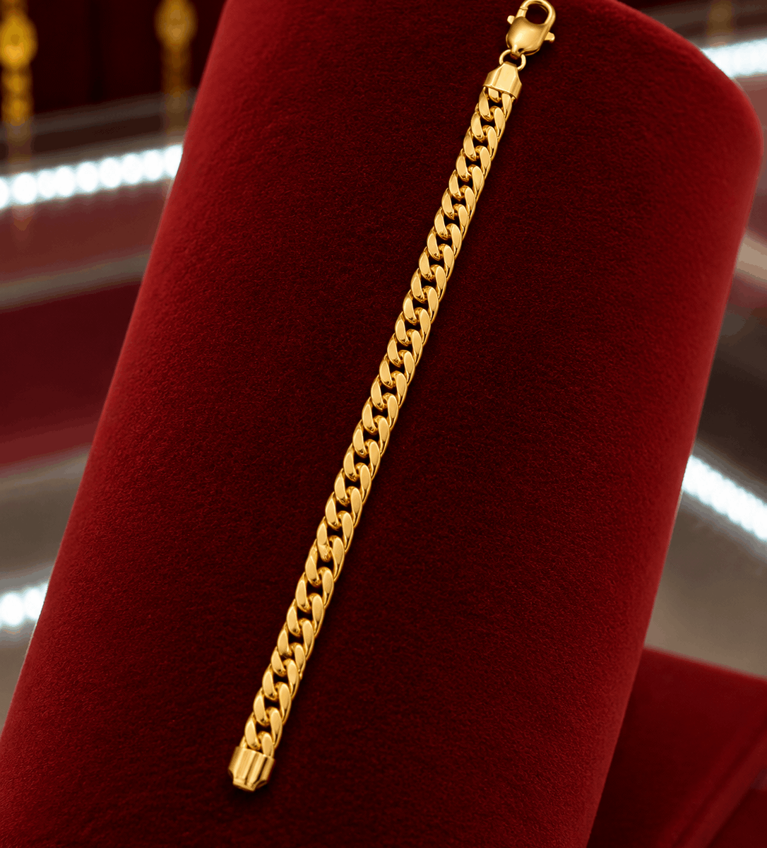18K yellow gold Cuban curb link bracelet,
