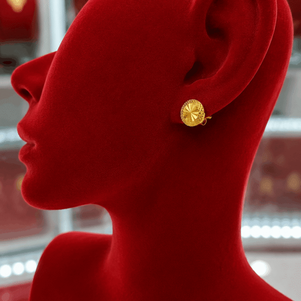 22K Gold Honeycomb Stud Earrings – 1.9g