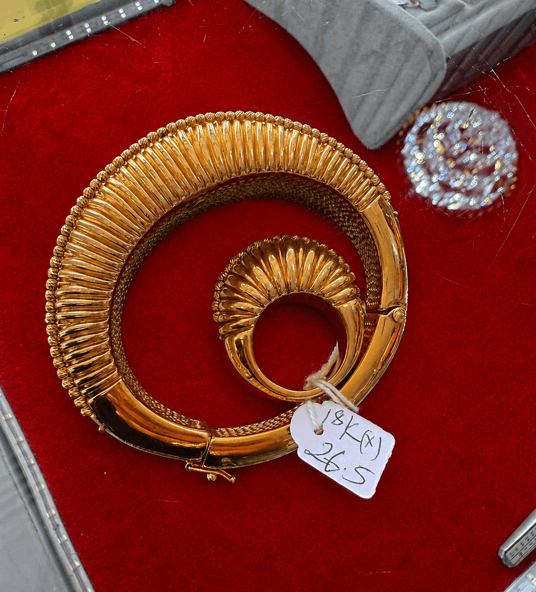 18K Gold Ribbed Bangle & Ring Set – 26.5g
