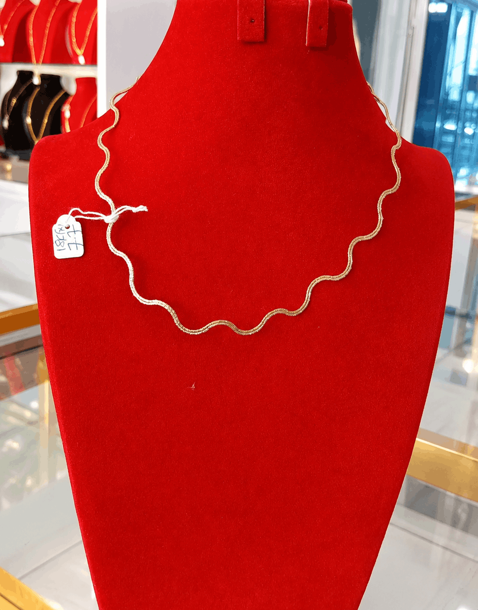 18K Yellow Gold Wavy Snake Chain Necklace (7.7g)