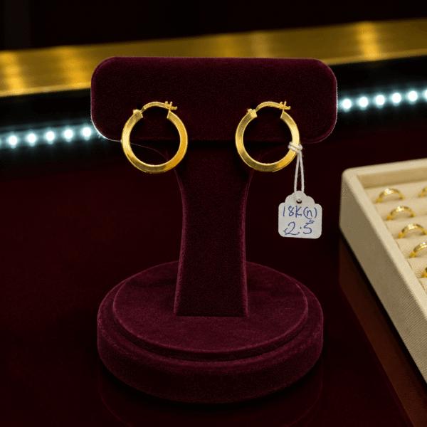 18K Gold Classic Hoop Earrings – 2.5g side view