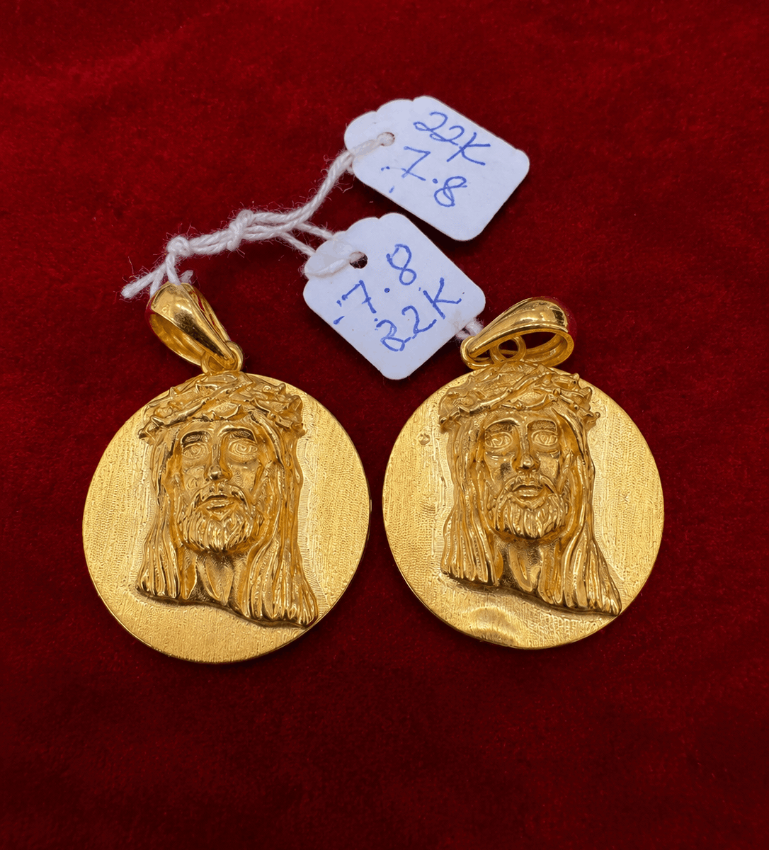 22K Yellow Gold Jesus Christ Medallion Pendant
