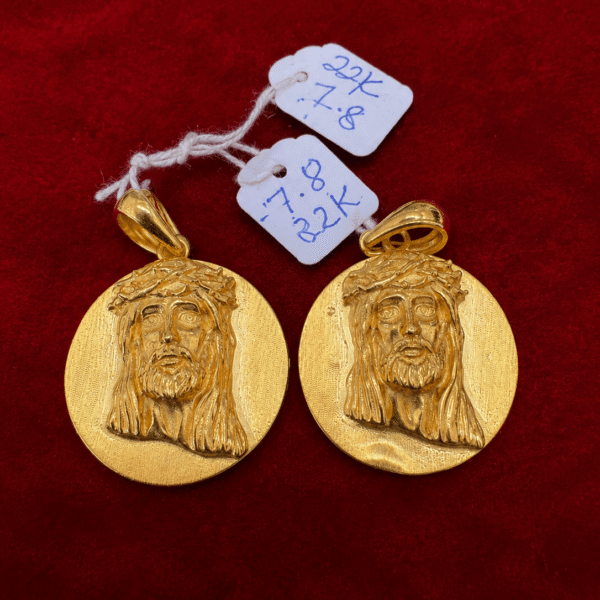 22K Yellow Gold Jesus Christ Medallion Pendant