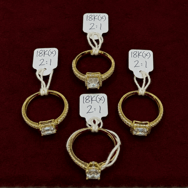 18K Gold Princess-Cut Halo Ring – 2.1g