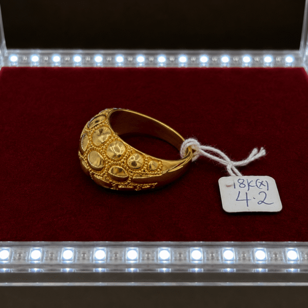 18K Gold Oval Signet Ring – 5.6g side view