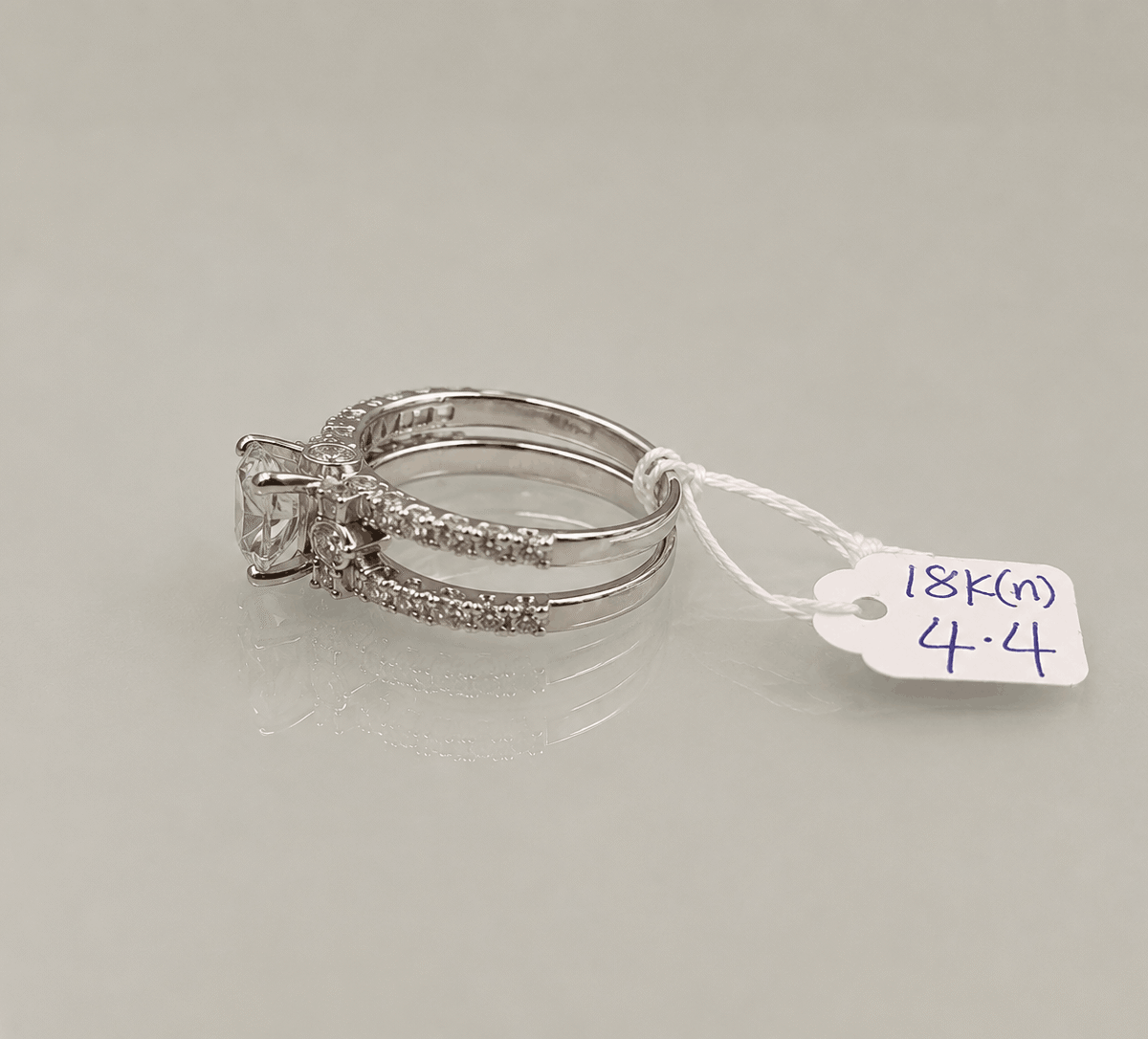18K Gold Pear Bridal Ring Set – 4.4g side view
