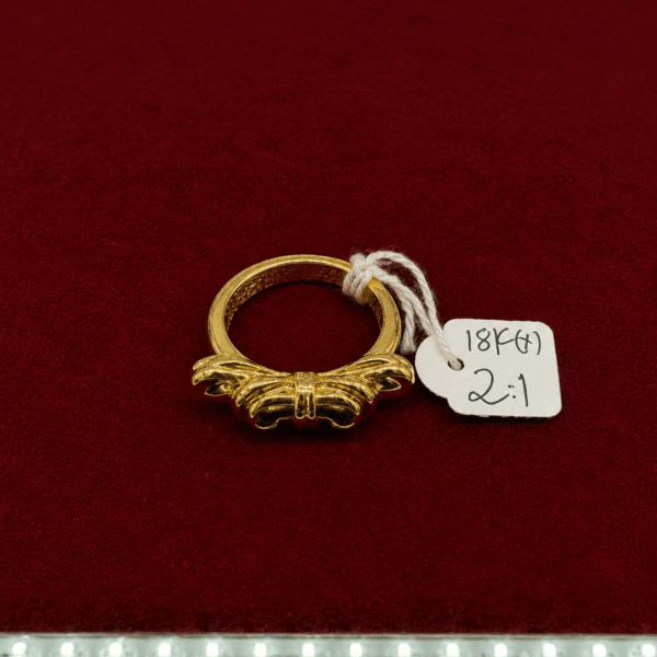 18K Gold Bow Accent Ring – 2.1g