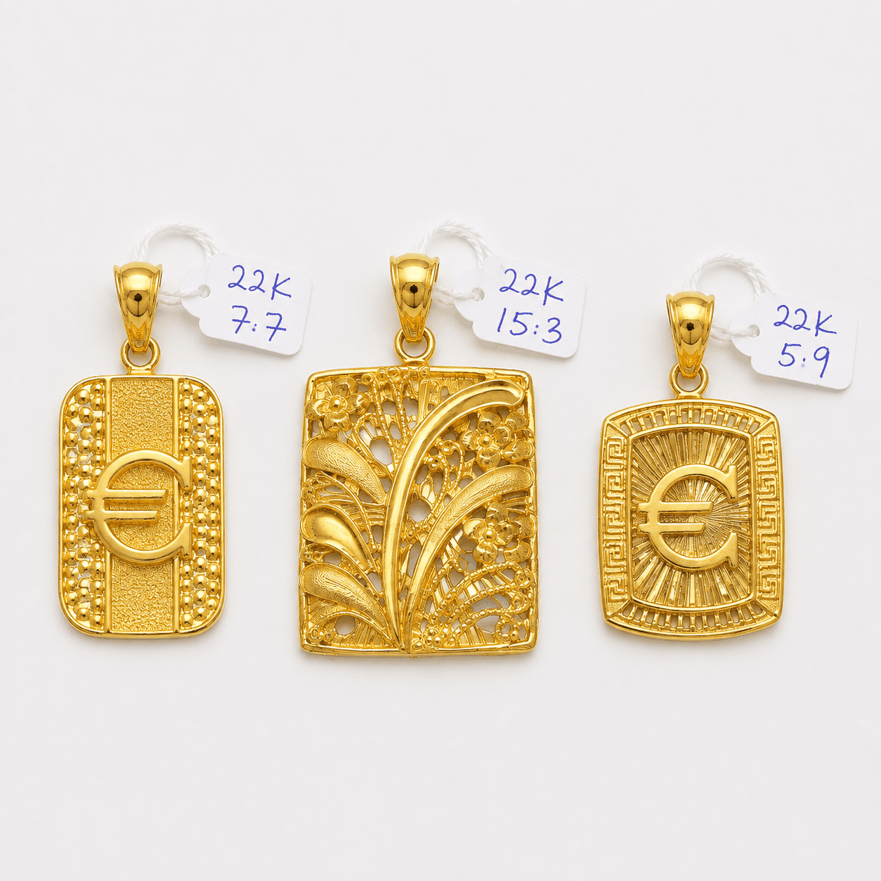 pendant 6 (1) 22K gold pendants 7.7g, 15.3g, and 5.9g - Image 1